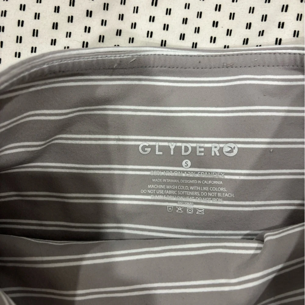Gray Striped Leggings - Picture 2 of 4